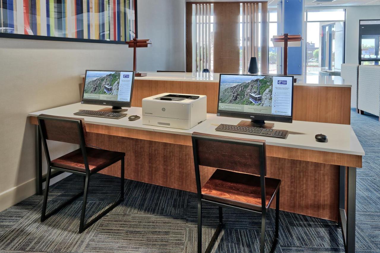 Holiday Inn Express & Suites - Albuquerque East By Ihg Dış mekan fotoğraf